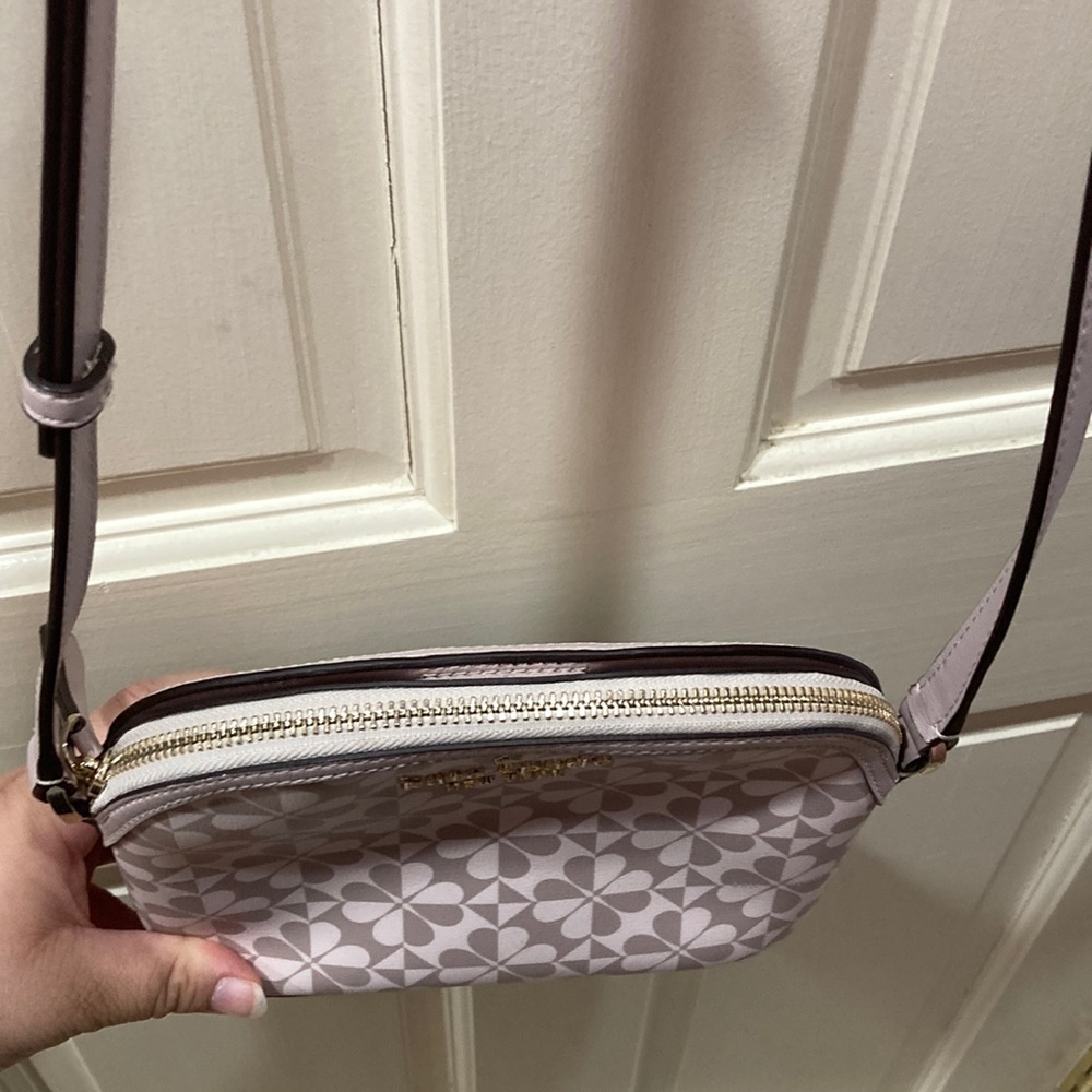 Kate Spade Hollie Clover Crossbody Purse Bag - Picture 4 of 13